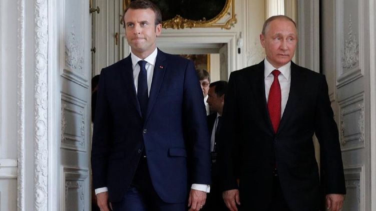 Эммануэль Макрон решил примириться с Владимиром Путиным