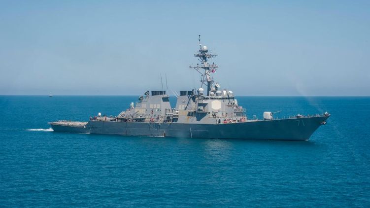 USS Ross. Фото: twitter.com/USNavyCNO