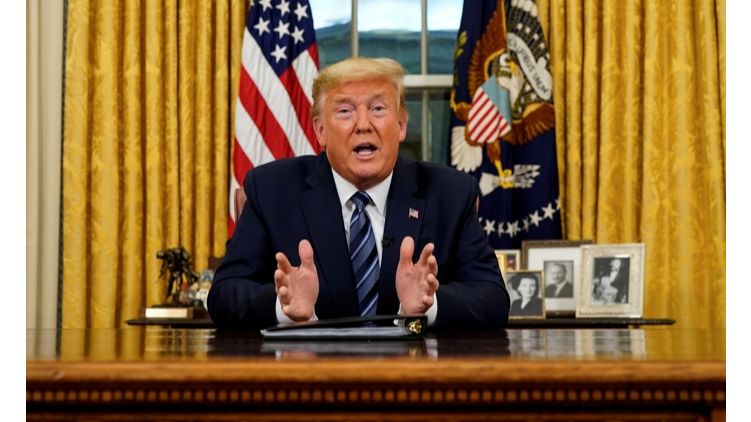 Дональд Трамп вводит новые ограничения в борьбе с коронавирусом, фото: twitter.com/realDonaldTrump