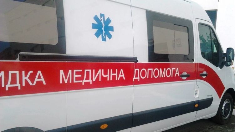В Киеве медики скорых самоизолировались из-за контакта с больными коронавирусом. Фото: facebook.com