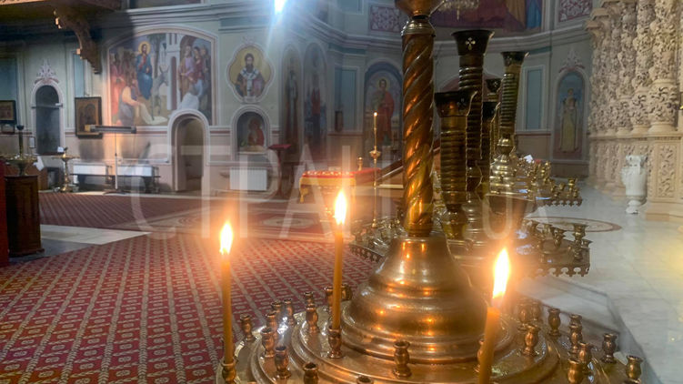 Как киевские храмы готовятся к празднованию Пасхи в условиях карантина. Фото "Страны"
