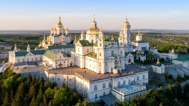 В Почаеве вспышка коронавируса, город закрывают на карантин. Фото: kraina-ua