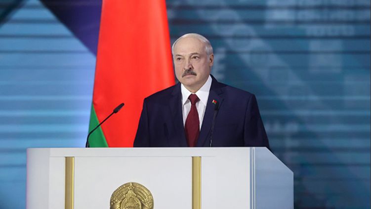 Лукашенко заявил, что по делу наемников Минск будет сотрудничать и с Москвой, и с Киевом. Фото: president.gov.by