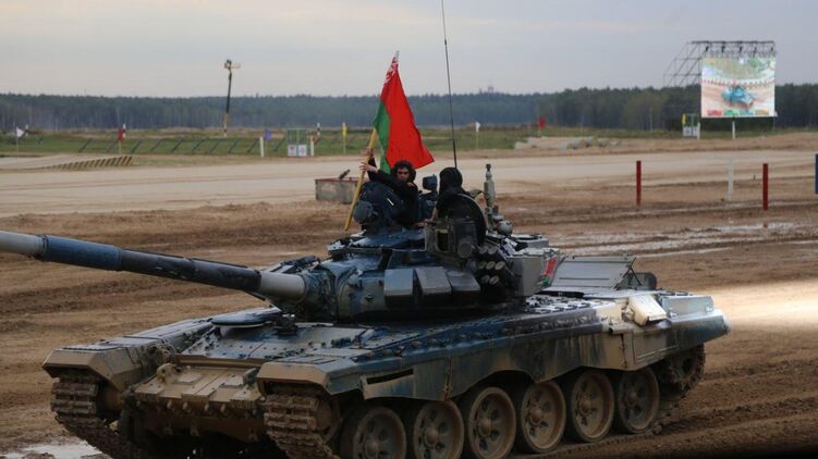 Резервы танком в Беларуси приведены в боеготовность. Фото: Минобороны
