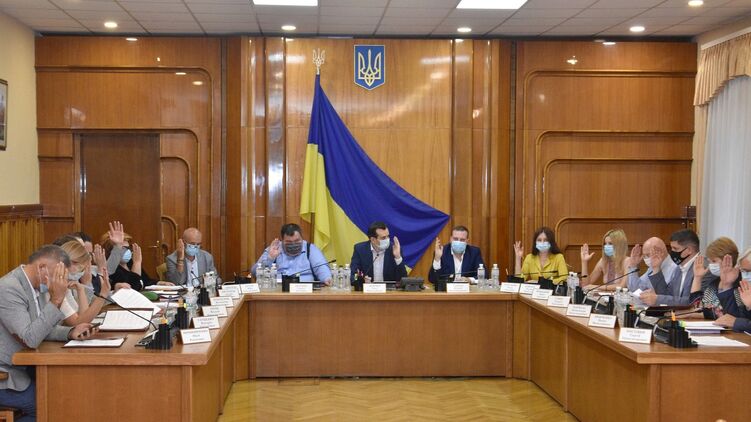 Наименьший залог для кандидатов в депутаты горсовета установлен в Ужгороде. Фото: ЦИК
