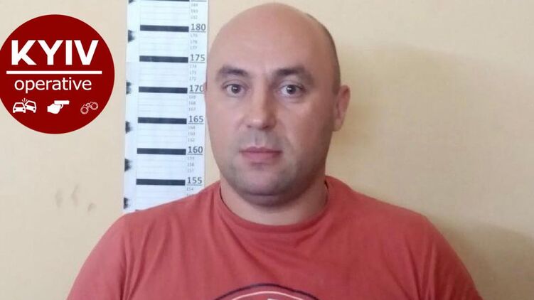 Налоговик попался на краже презервативов в супермаркете, фото: facebook.com
