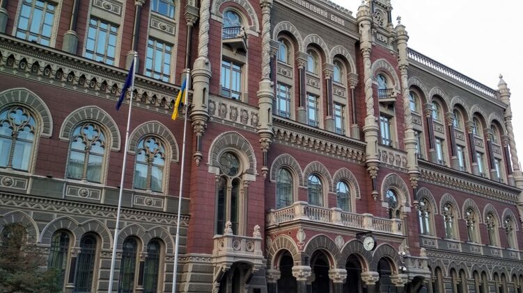 Рожкову и Сологуба пока не будут увольнять из НБУ. Фото: НБУ