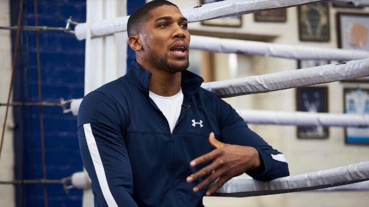 Энтони Джошуа назвал условие боя с Усиком, фото: boxingscene.com