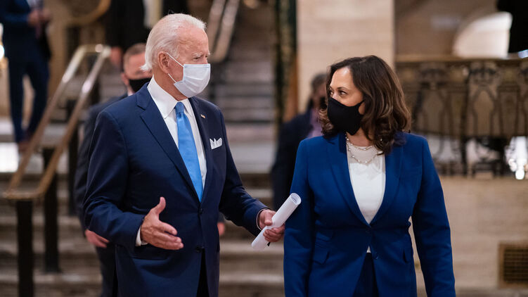 Джо Байден привез в Белый дом и свой модный велотренажер. Фото: facebook.com/joebiden