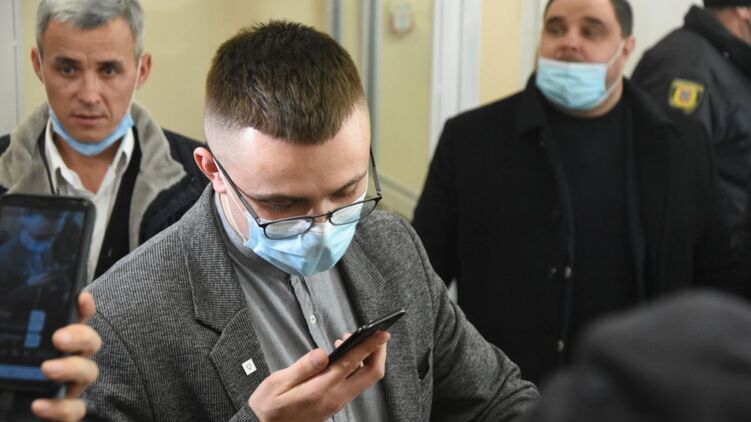 Деньги заплатят тем. кто будет поддерживать Стерненко в течение двух часов. Фото: nikvesti.com