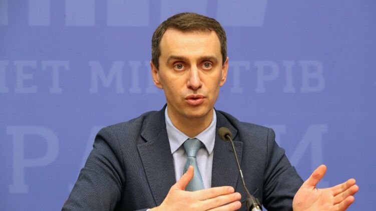 Степанов хранит сбережение в гривнах, долларах и евро. Фото: Лига