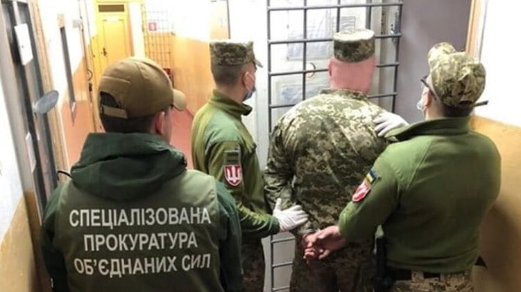 Суд арестовал военных, стрелявших в поезде. Фото: Facebook