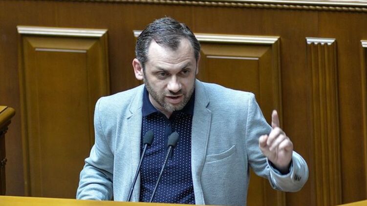 Суд оправдал Андрея Левуса. Фото: Facebook/ Владимир Струмковский