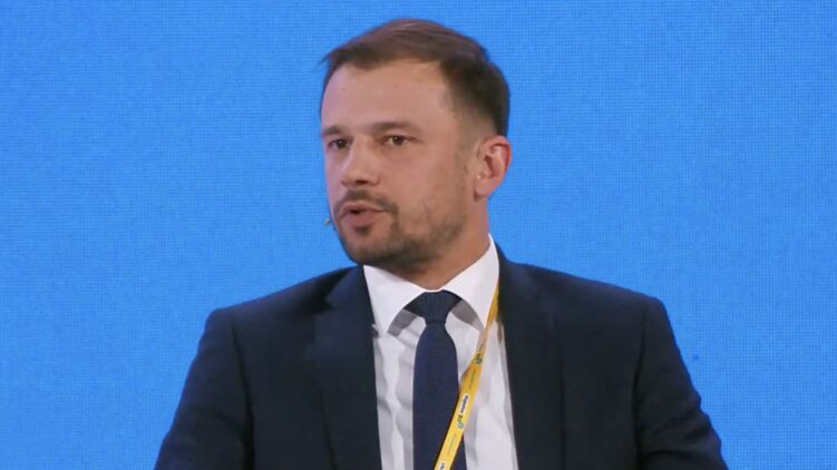 По мнению Бабака, эта мера позволит привлечь большое количество иностранных студентов в нашу страну. Скриншот