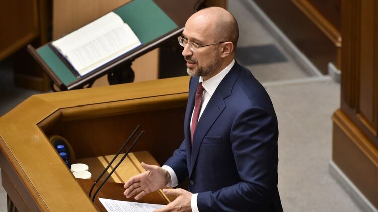 Шмыгаль рассказал, что в Украине наблюдается постоянный рост количества желающих вакцинироваться. Фото: "Страна"