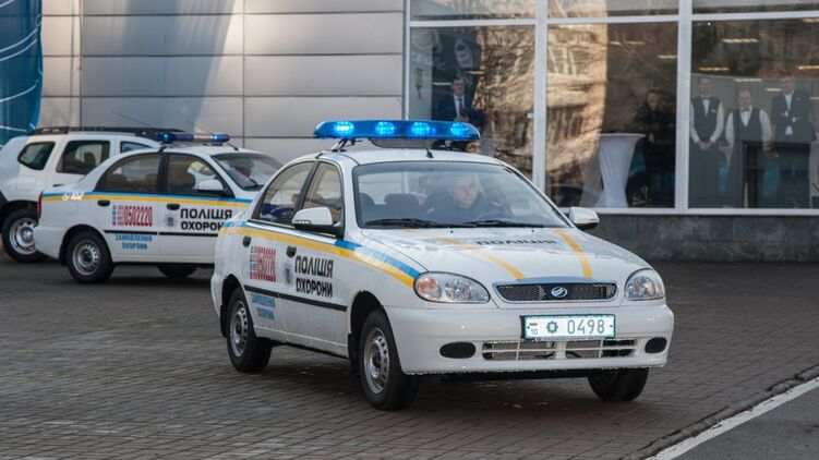 Полицейским за совершенные преступления грозит тюрьма. Фото: Нацполиция