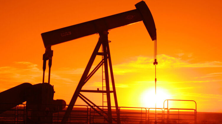 Нефть Brent снова дорожает. Фото: oilcapital