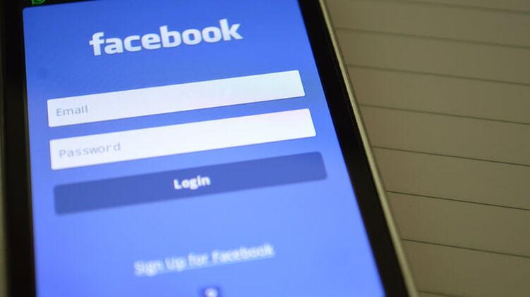 Инженерам Facebook было не просто попасть на рабочие места. Фото: hippopx