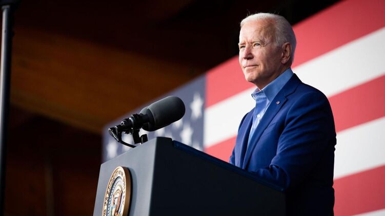 Джо Байден три раза в 2021 году отклонял санкции против РФ. Фото: facebook.com/joebiden