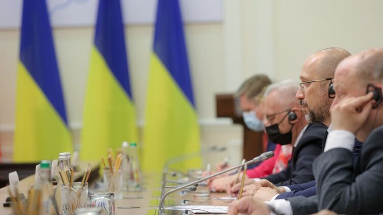 В правительстве утвердили план мероприятий по случаю нового праздника. Фото: Фейсбук
