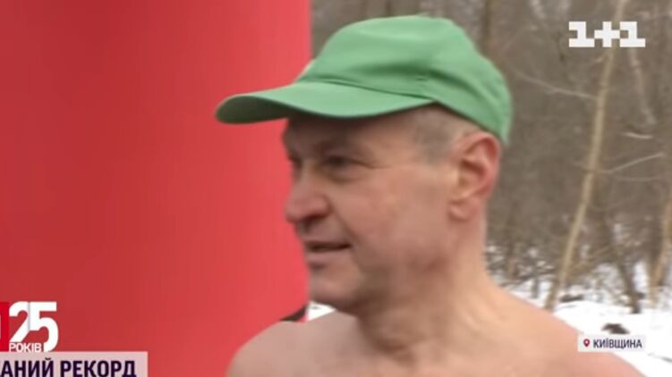 Василий заверил, что на дистанции ему было очень жарко. Скриншот