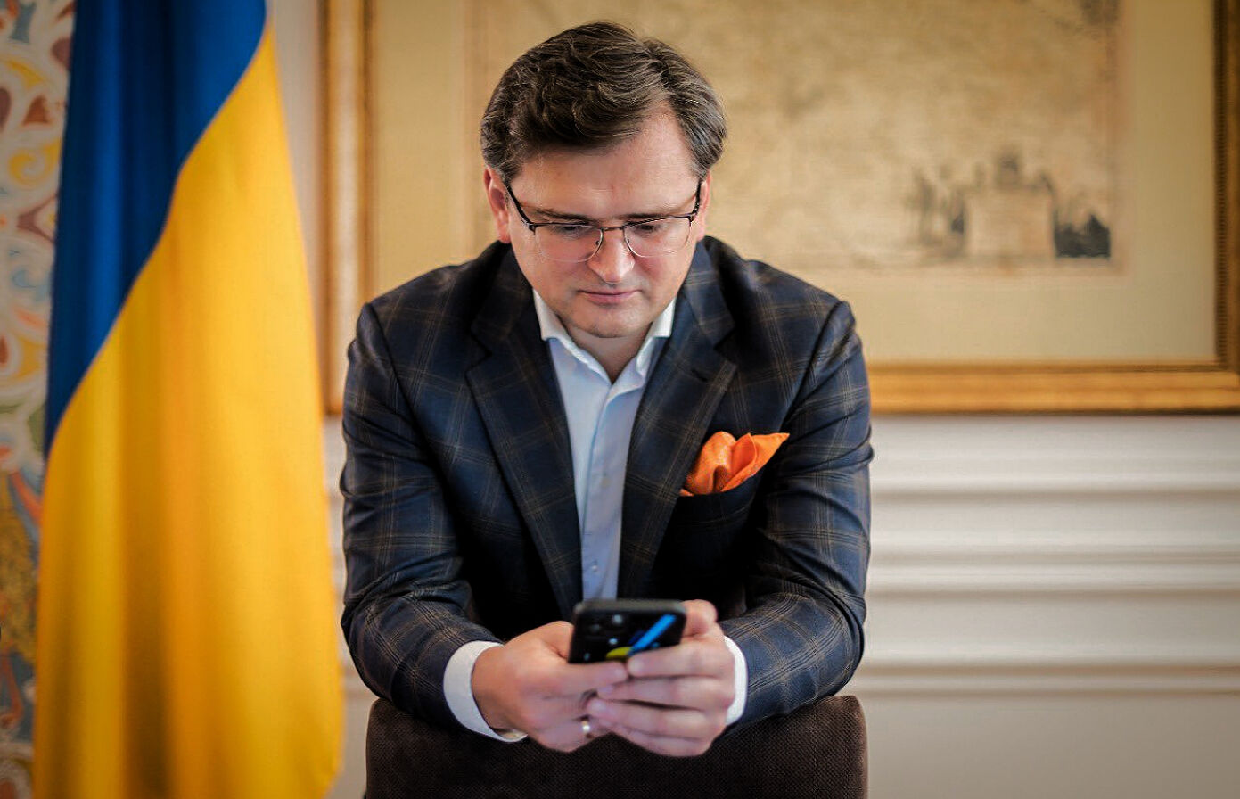 Кулеба призвал РФ следовать обязательствам, которые прописаны в Венском документе. Фото: twitter.com/DmytroKuleba
