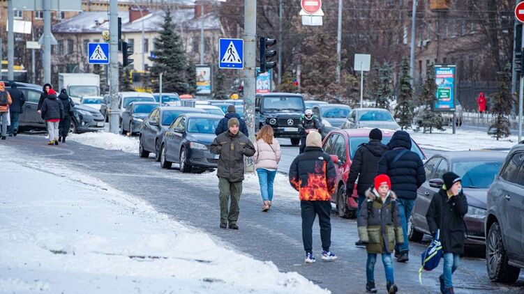 Порывы северо-западного ветра будут достигать штормовых, 15-22 метров в секунду. Фото: Страна