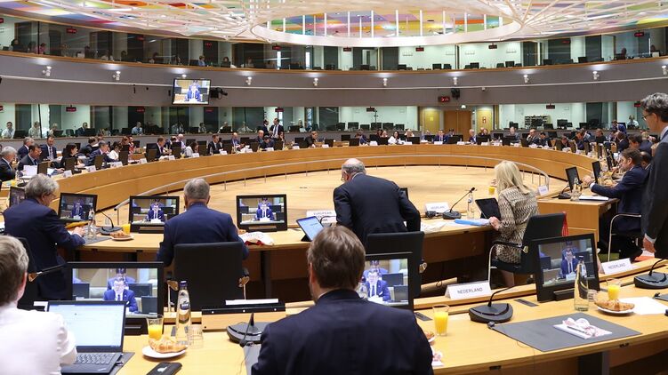 В ЕС одобрили кредит для Украины. Фото: twitter.com/EU2022_CZ