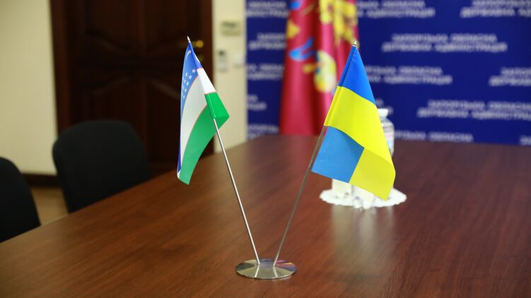 Посольство Узбекистана в Киеве просит сограждан покинуть Украину. Фото: zoda.gov.ua