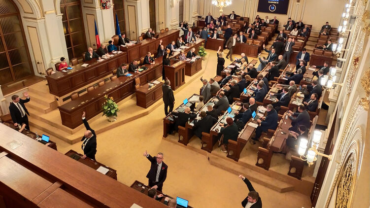 "Против" в полном составе голосовала оппозиционная партия СПД. Фото: psp.cz