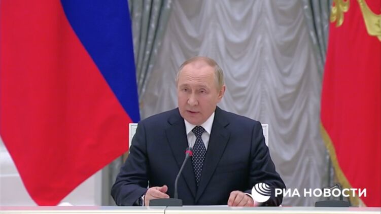 Путин открыл заседание Совбеза РФ. Скриншот из видео российских СМИ