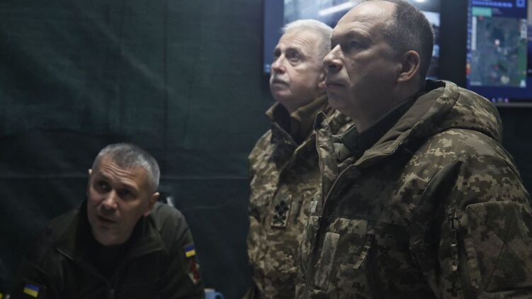 Сирський відвідав район Бахмуту. Фото: Сухопутні війська
