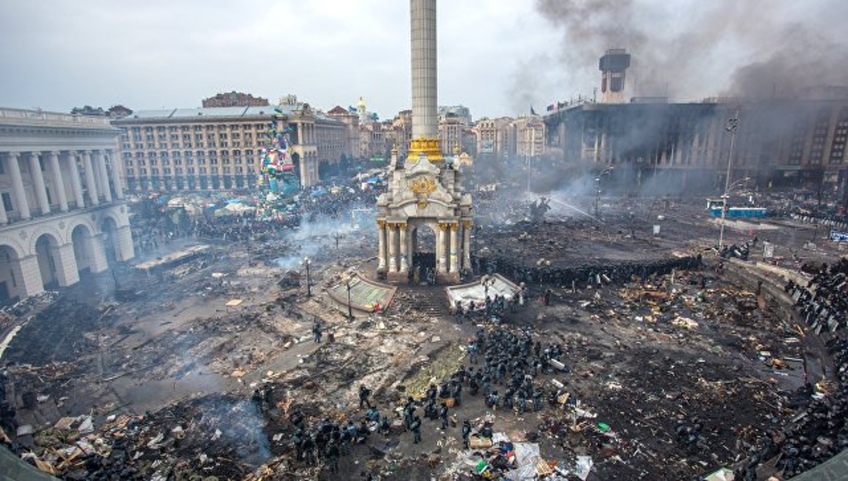 Евромайдан в Украине начался ровно десять лет назад 21 ноября 2013 года. Зимой 2014 года началось силовое противостояние власти и протестующих. На фото - Майдан 19 февраля 2014 года