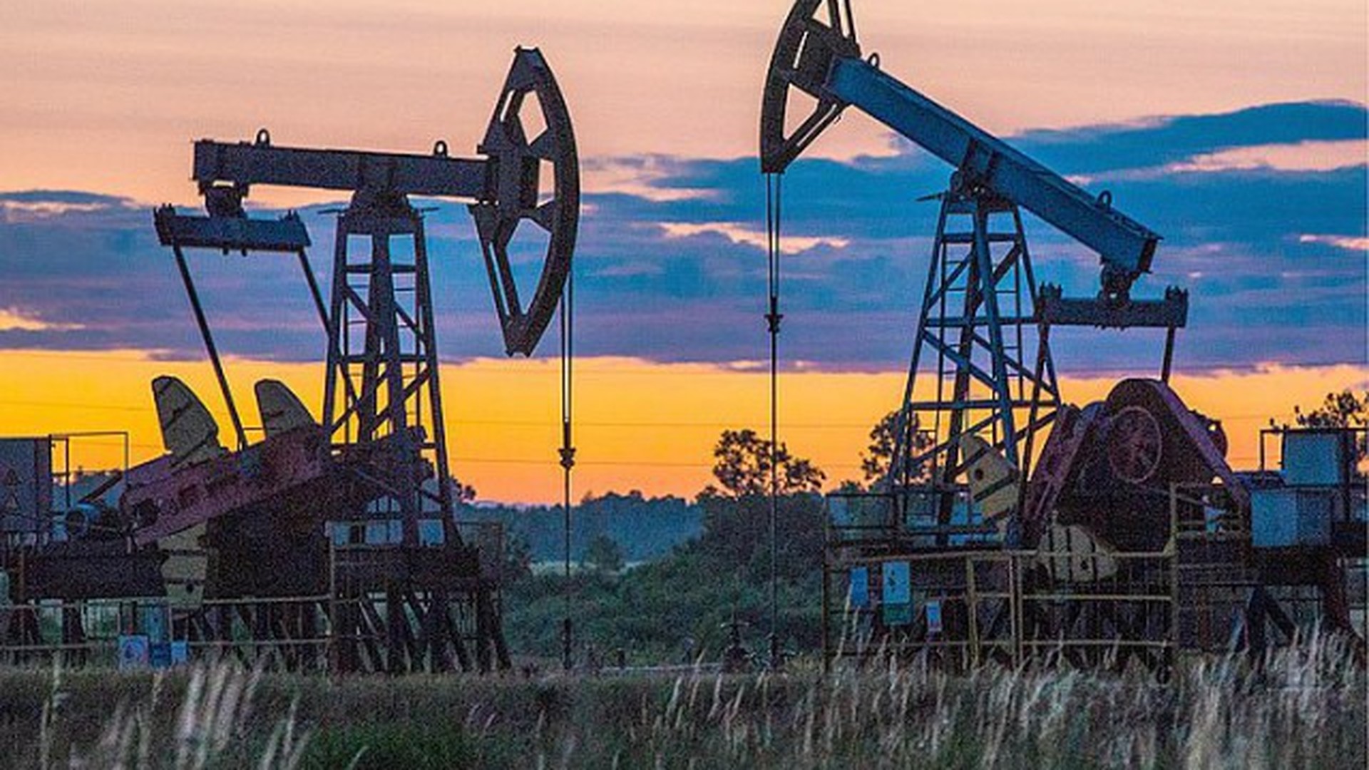 Из-за восстановления спроса на нефть в мире дорожают цены