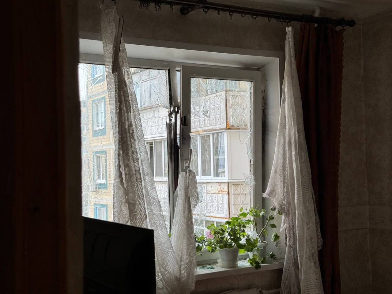 Последствия атаки дрона на дом. Фото: телеграм-канал Гладкова