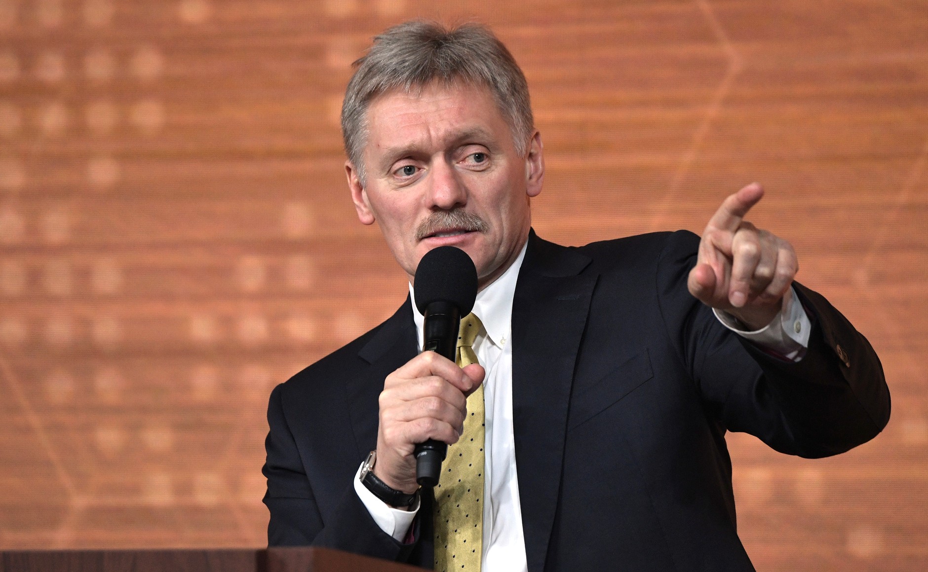 Дмитрий Песков рассказал, что думает президент РФ по поводу суда над Навальным. Фото: commons.wikimedia.org