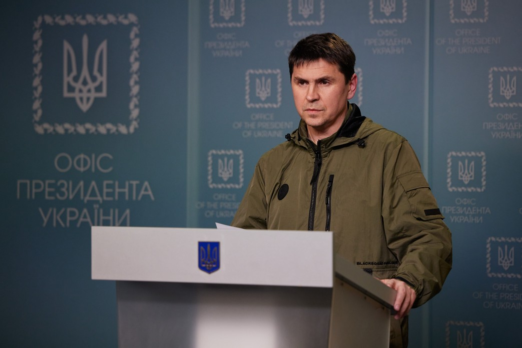 Подоляк прокомментировал получение российского гражданства на оккупированных территориях Украины. Фото: president.gov.ua