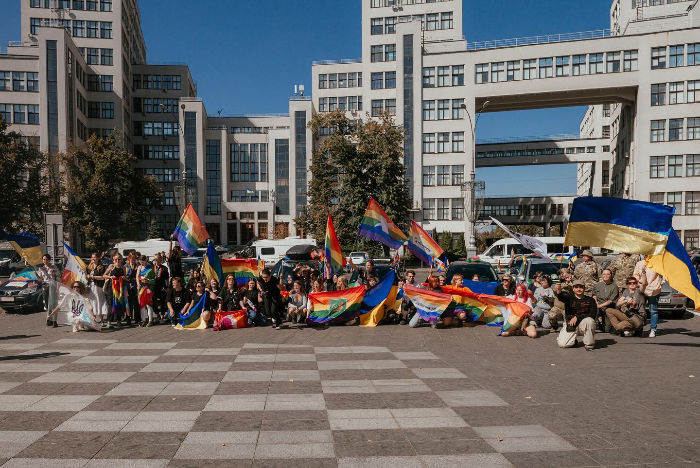 Среди участников марша были и военные. Фото: facebook.com/kharkivprideukraine