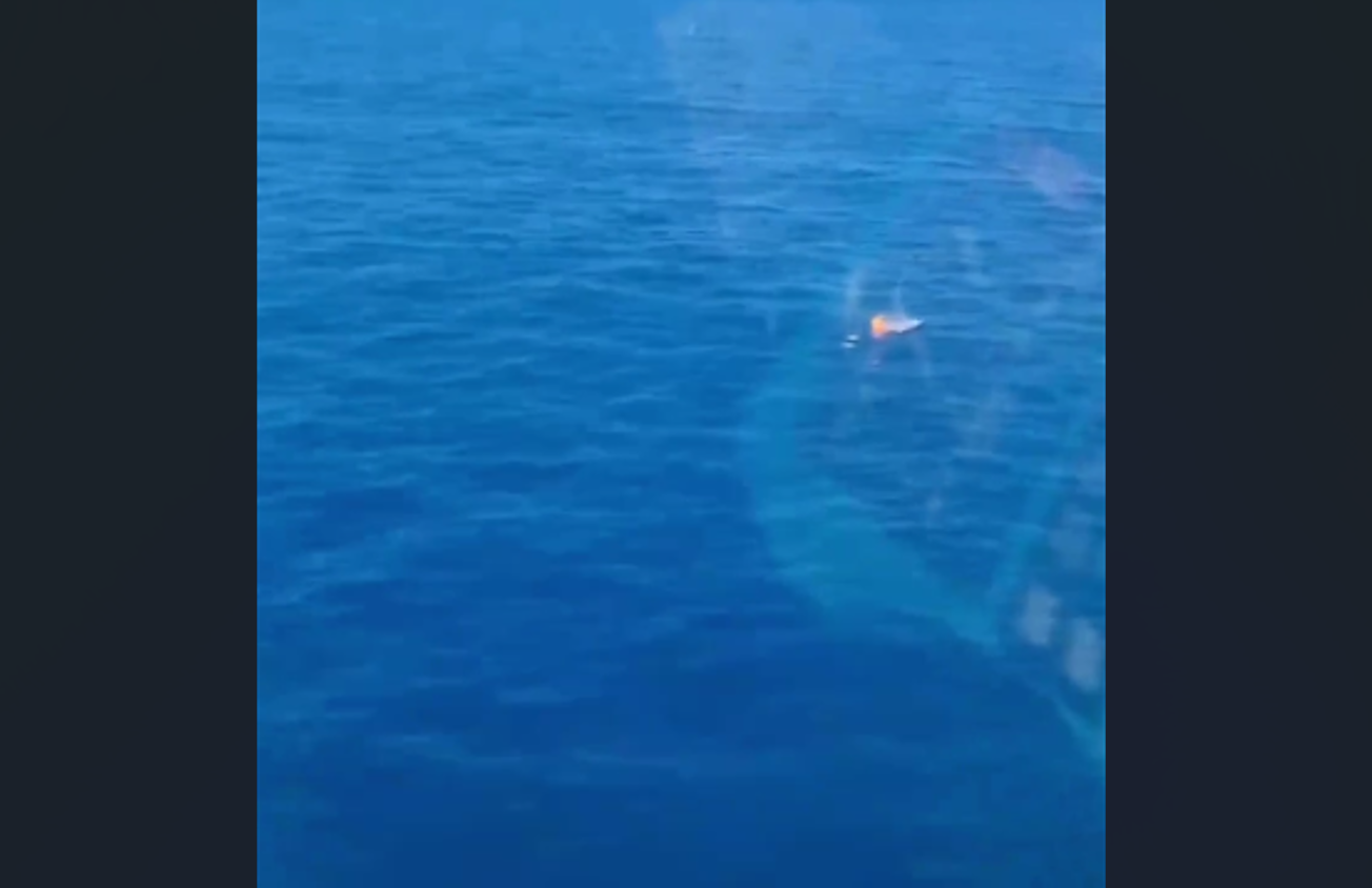 Во время стрельбы зафиксировано попадание по морскому дрону. Скриншот видео