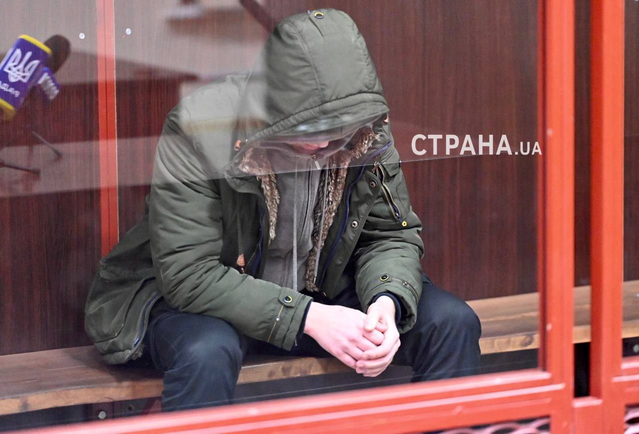 Роман Гринкевич в зале суда. Фото: "Страна"