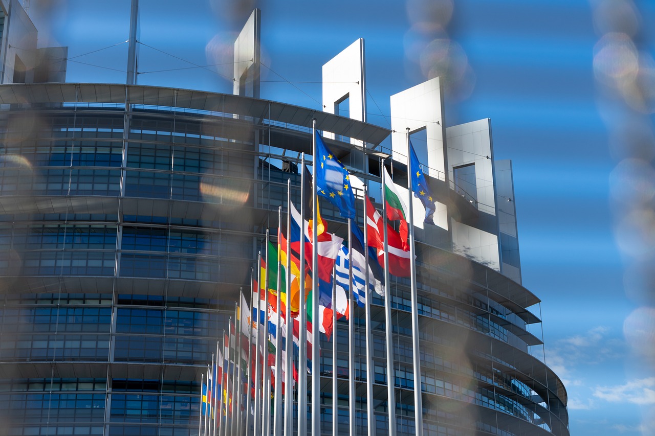 ЄС надасть Україні 20-40 млрд євро нових кредитів до кінця 2024 року. Фото: pixabay